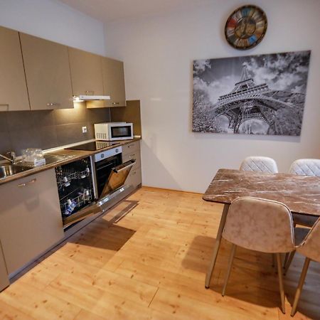 Turis Ferienwohnung 65-1 Triberg im Schwarzwald Eksteriør bilde